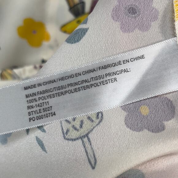 Eloquii Blouse Size 26 White Multicolor Mushroom Flower Button Up Whimsical Top - Picture 10 of 11